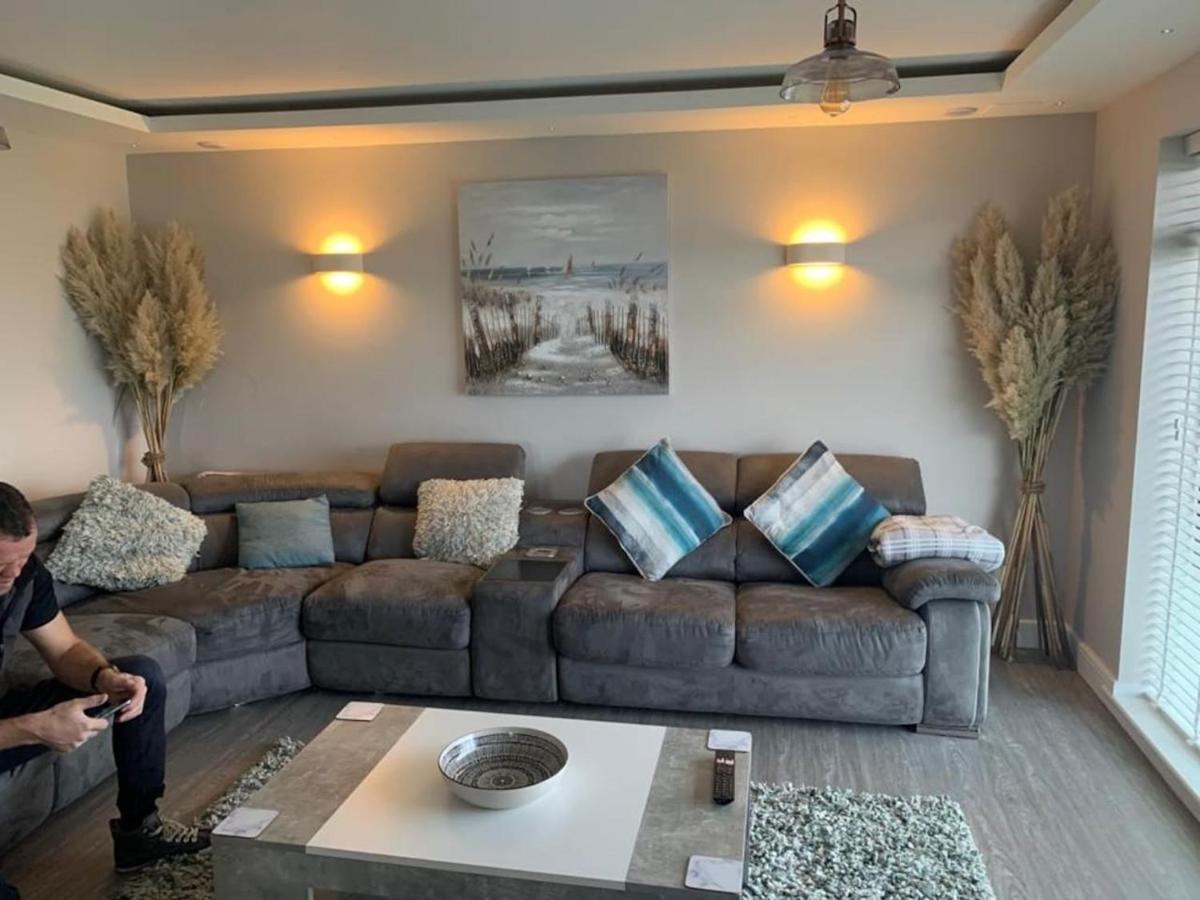 3 Bedroom Deganwy Sea View Beach House Ll31 外观 照片