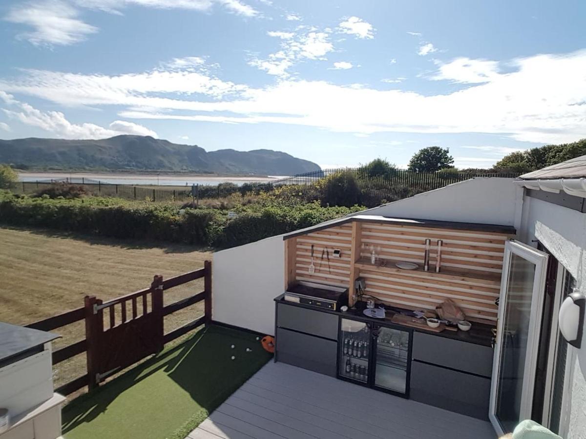 3 Bedroom Deganwy Sea View Beach House Ll31 外观 照片