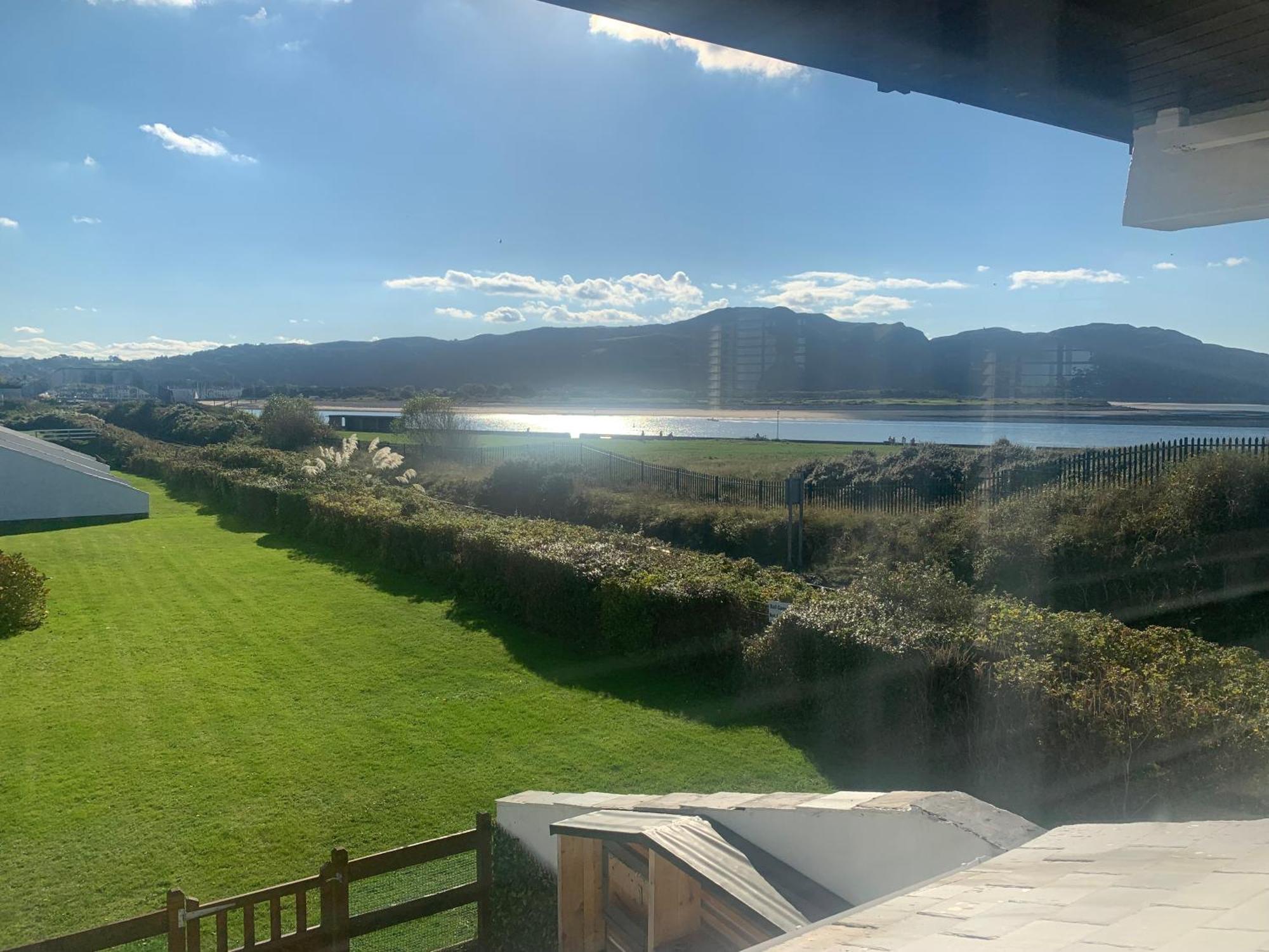 3 Bedroom Deganwy Sea View Beach House Ll31 外观 照片
